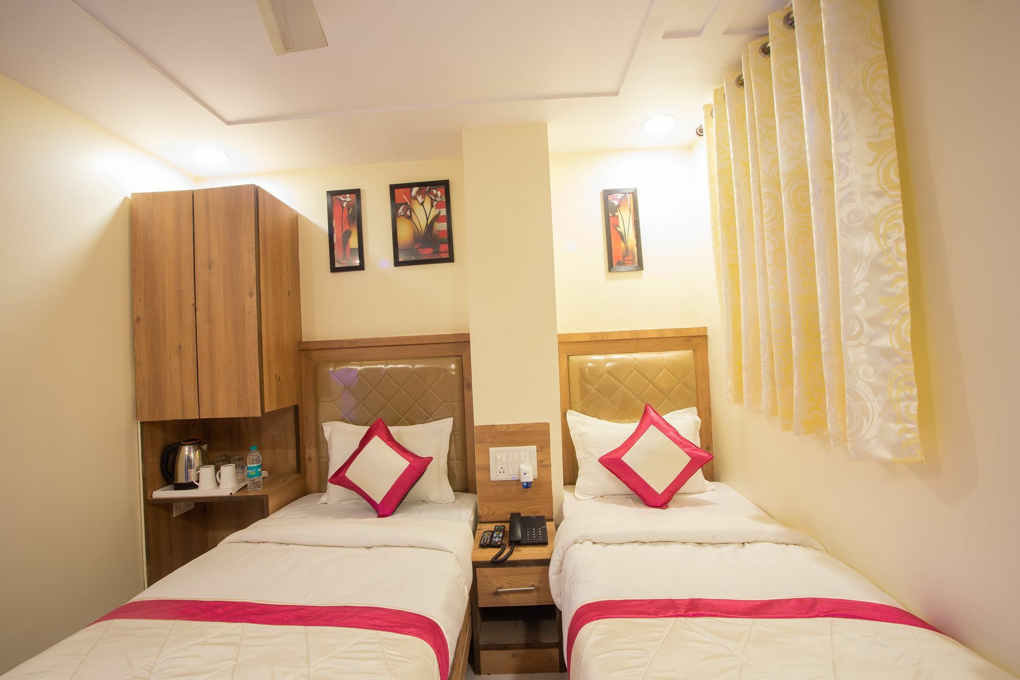 Hotel Sarthak Palace - By Pooja Hospitality Nowe Delhi Zewnętrze zdjęcie