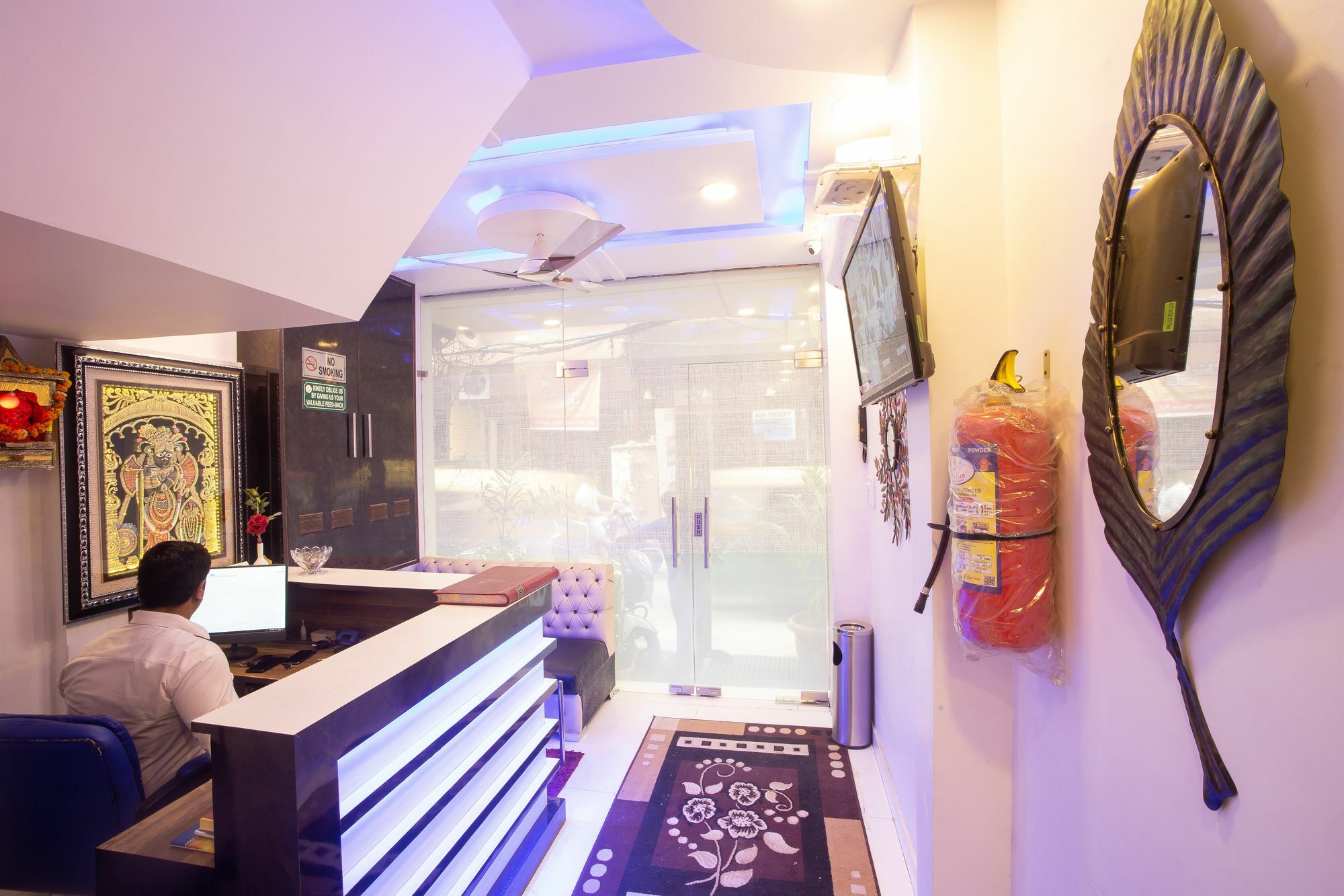 Hotel Sarthak Palace - By Pooja Hospitality Nowe Delhi Zewnętrze zdjęcie
