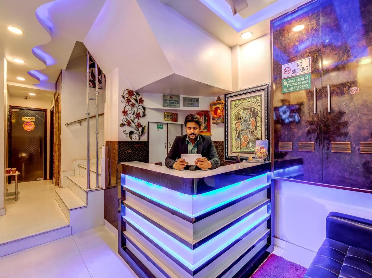 Hotel Sarthak Palace - By Pooja Hospitality Nowe Delhi Zewnętrze zdjęcie