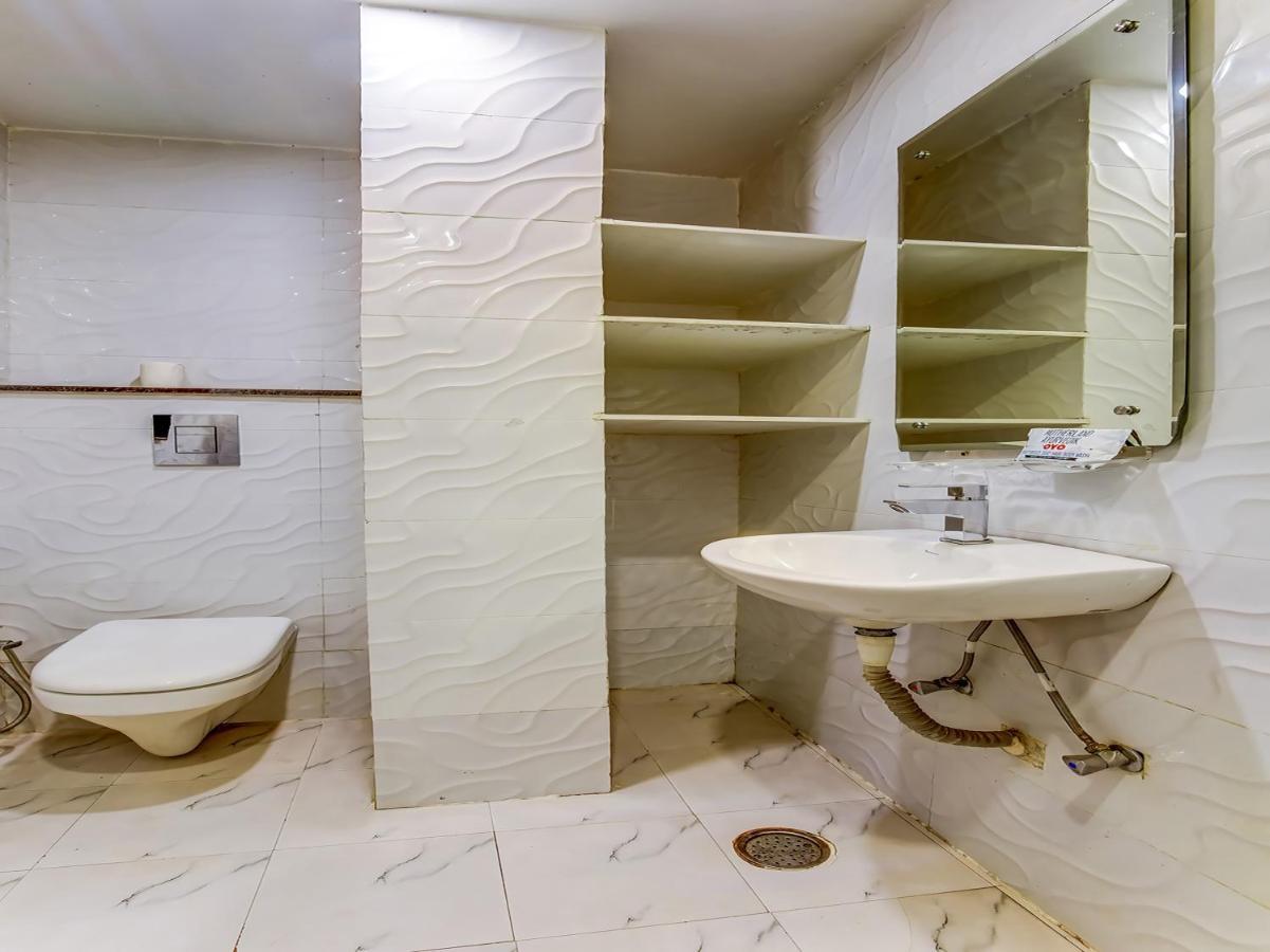 Hotel Sarthak Palace - By Pooja Hospitality Nowe Delhi Zewnętrze zdjęcie
