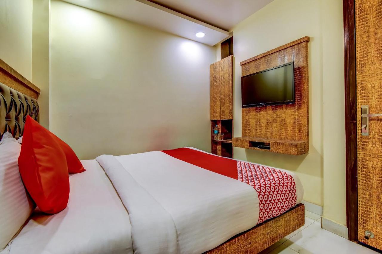 Hotel Sarthak Palace - By Pooja Hospitality Nowe Delhi Zewnętrze zdjęcie